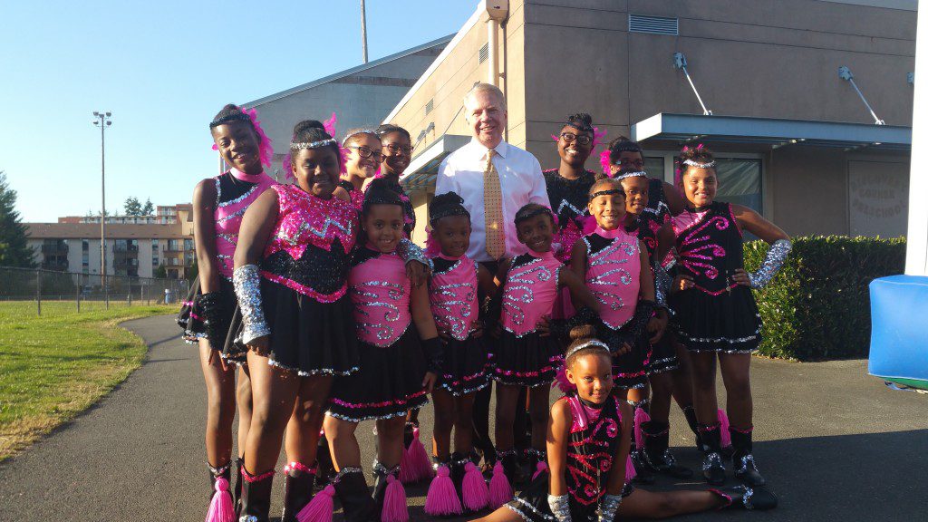 Mayor Murray and Bitter Lake Community Center's drill team, The Divas, at Night Out, Aug. 4.